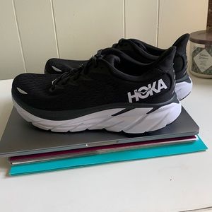 Hoka Clifton 8 size 9. Never worn and too late to return!